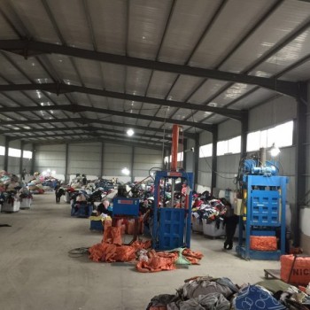 山东出口二手夏装旧衣服市场调查——以工厂女小脚裤库存单品为例